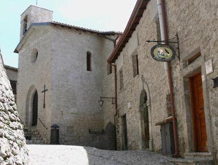 Locanda Il Falco Nero Fumone Ngoại thất bức ảnh