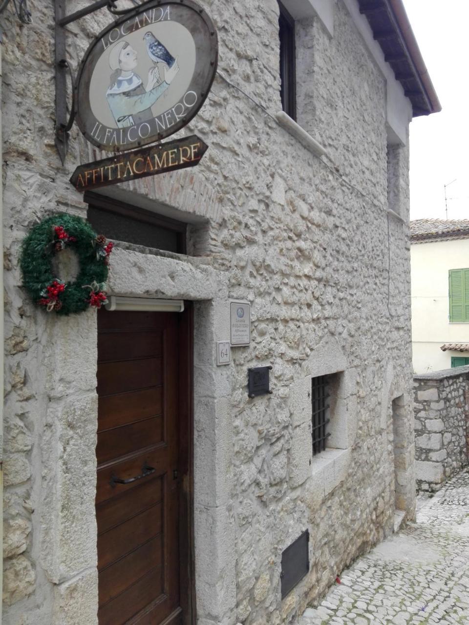 Locanda Il Falco Nero Fumone Ngoại thất bức ảnh